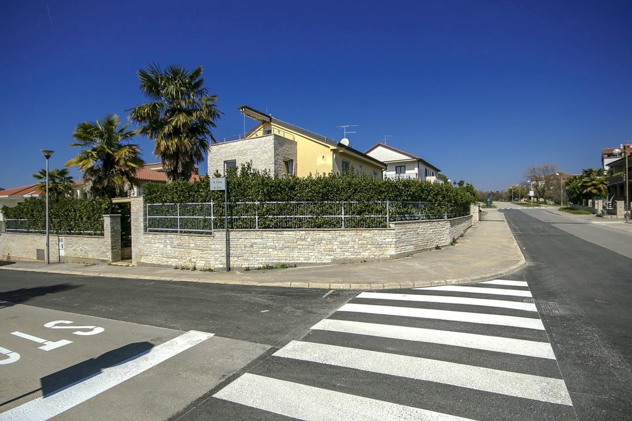 Villa Lidija Porec Exterior photo